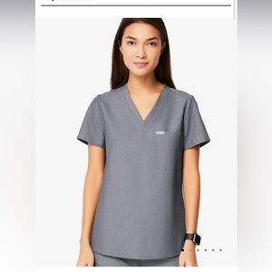 FIGS Women’s Catarina One Pocket Scrub Top Size 2XL- Graphite Grey